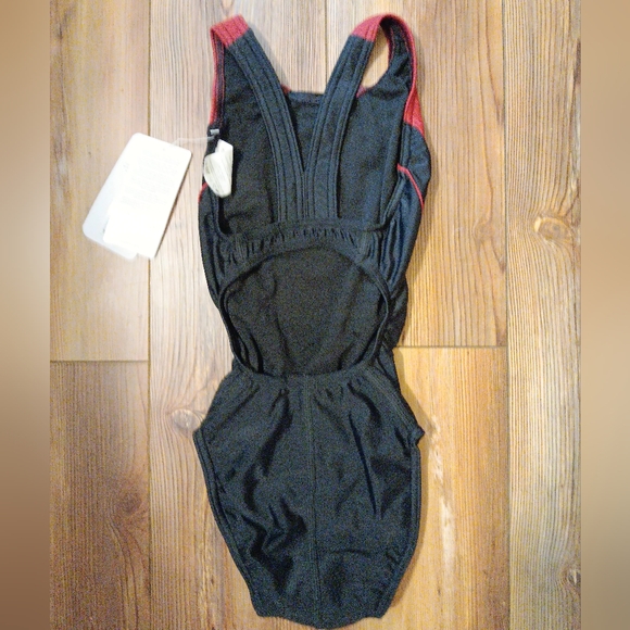 SPORTI Piped Splice Wide Strap Athletic Grade One Piece Swim Suit - Picture 4 of 7